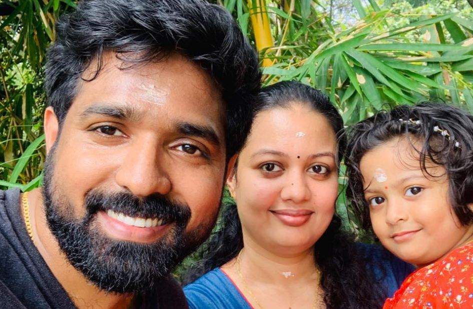 soraj and family | bignewskerala